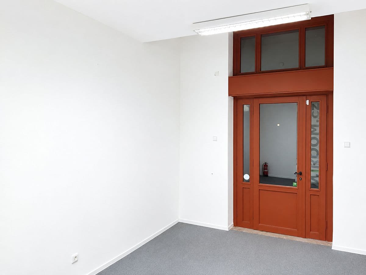 Аренда помещения Obchodní prostory 20 м² — Strašnice